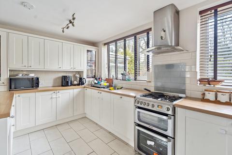 28 Thornbridge Road, Iver, SL0 0QD