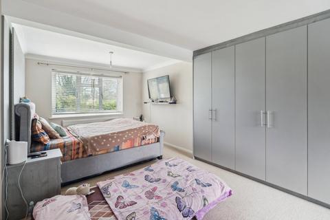 28 Thornbridge Road, Iver, SL0 0QD