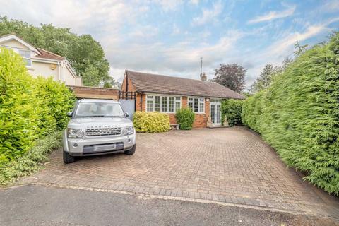 3 Elmcroft, Datchet, Slough, SL3 9DS