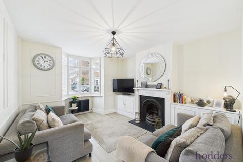 Ecton Road, Addlestone, Surrey, KT15