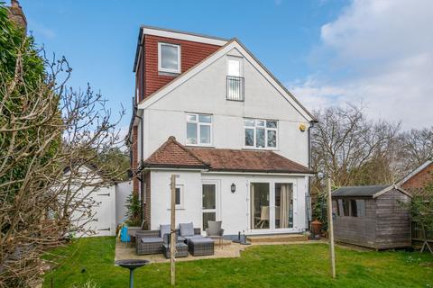 58 Cockshot Hill, Reigate, RH2 8AN