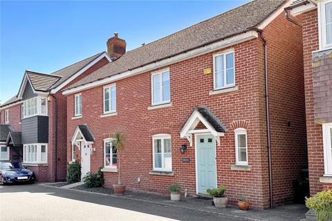3 Whitfield Close, Angmering, Littlehampton, BN16 4GN