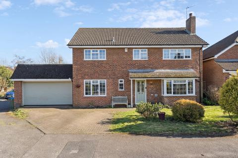 4 bedroom detached house for sale, Watermill Way, Aylesbury HP22