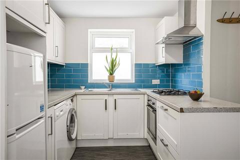 2 bedroom apartment for sale, Heyworth Road, London, E5