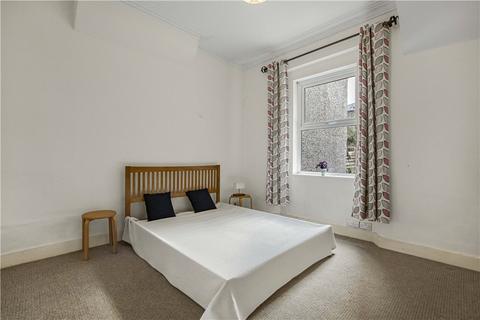 2 bedroom apartment for sale, Heyworth Road, London, E5