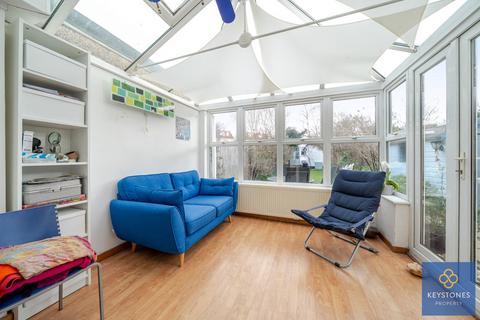 26 Carter Drive, Romford, RM5 2PD