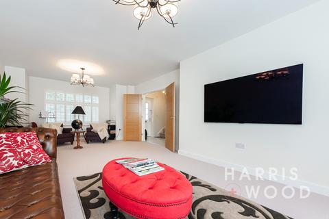 7 Batterham Close, Stanway, Colchester, CO3 0BH