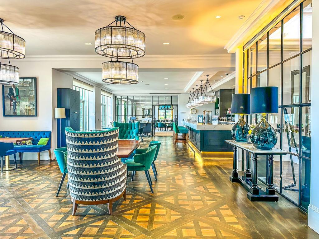Bar/Restaurant