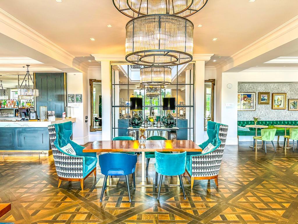 Bar/Restaurant