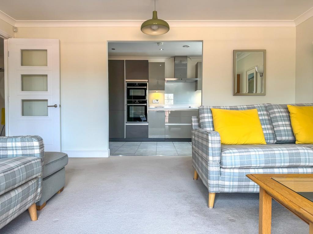 Living Room/Kitchen