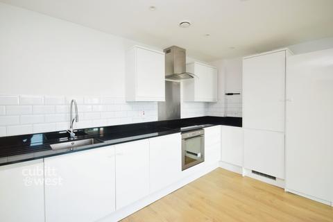 2 bedroom apartment to rent, High Street Redhill RH1