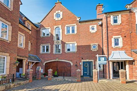 42 Bainbridge Crescent, Great Sankey, Warrington, WA5 3RT