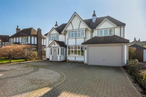 6 Cherry Orchard, Chestfield, Whitstable, CT5 3NQ