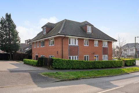 Greenfields Avenue, Alton, Hampshire, GU34