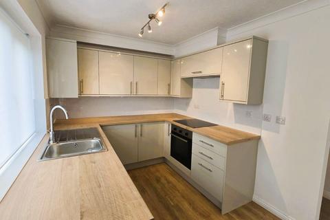 1 bedroom flat for sale, Greenfields Avenue, Alton, Hampshire, GU34