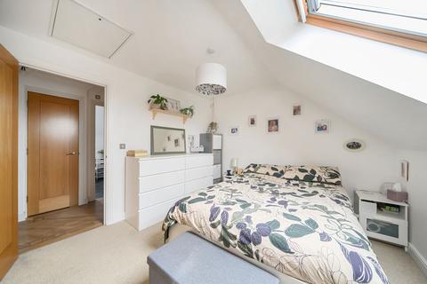 7 Edwards Close, Kings Worthy, Winchester, SO23 7HX