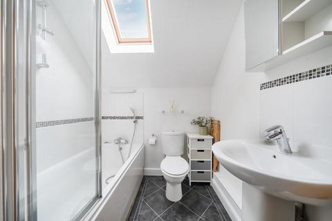 7 Edwards Close, Kings Worthy, Winchester, SO23 7HX
