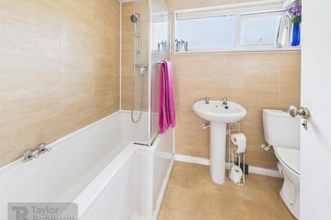 9 Arnfield Close, Ifield, Crawley, RH11 0RL