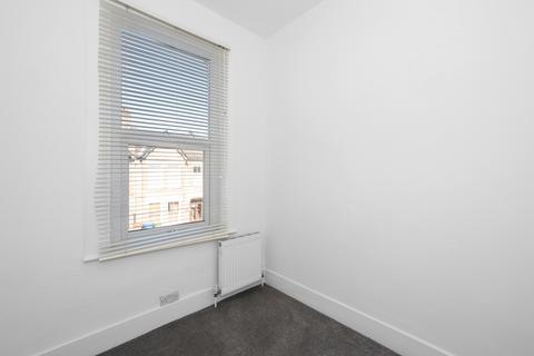 1 bedroom flat to rent, Surrey Road, London SE15