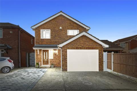 4 bedroom detached house for sale, Spellbrook Close, Wickford, Essex, SS12