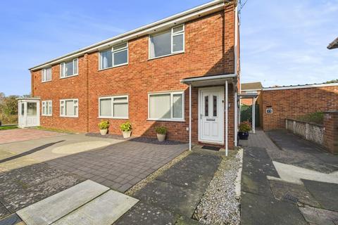 2 bedroom maisonette for sale, Lapal Close, Worcester, Worcestershire, WR2