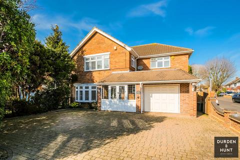 4 bedroom semi-detached house for sale, Avon Road, Upminster, RM14