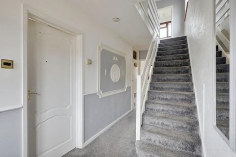 3 bedroom semi-detached house for sale, Fairfield Gardens, Leigh-on-sea, SS9