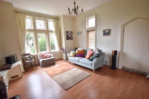 undefined, Cemetery Lodge, Queens Road, M41