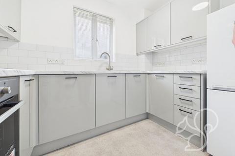 2 bedroom flat for sale, Clarendon Way, Colchester