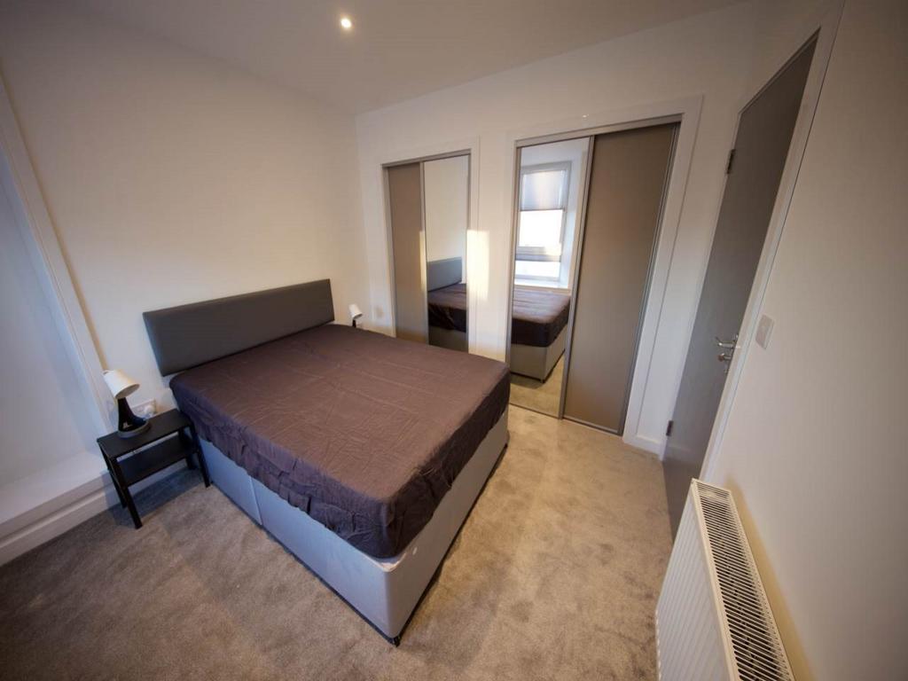 21, Bedroom 1 1