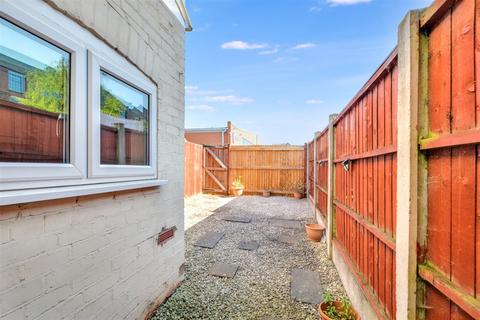 2 bedroom terraced house for sale, Sydney Road, Draycott