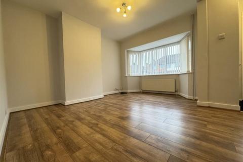 3 bedroom terraced house to rent, Sterndale Road, Birmingham, West Midlands, B42