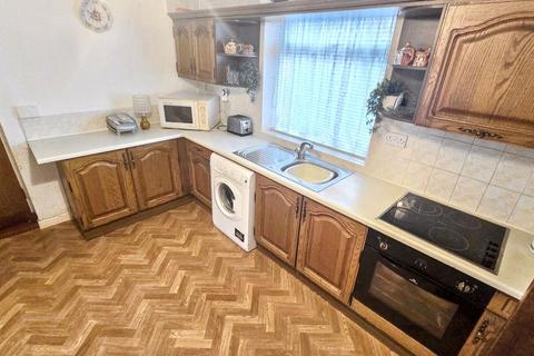 3 bedroom semi-detached house for sale, Prestwick Road, Pennywell, Sunderland, Tyne and Wear, SR4 0EZ