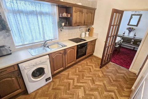 3 bedroom semi-detached house for sale, Prestwick Road, Pennywell, Sunderland, Tyne and Wear, SR4 0EZ