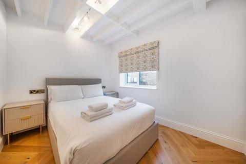 1 bedroom detached house for sale, Elms Road, Clapham