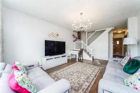 2 bedroom apartment for sale, The Ridgeway, London E4