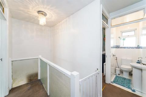 2 bedroom apartment for sale, The Ridgeway, London E4