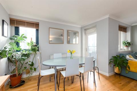 33/4 Ocean Drive, Edinburgh, EH6 6JL