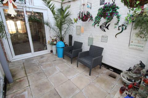 3 bedroom terraced house for sale, Middleton Street, Blyth, NE24