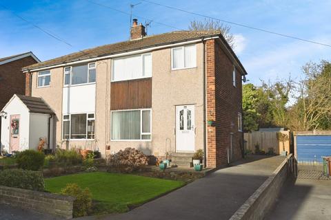 3 bedroom semi-detached house for sale, Church Street, Yeadon, Leeds