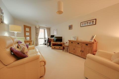 1 bedroom flat for sale, The Brow, Clayton Court The Brow, RH15