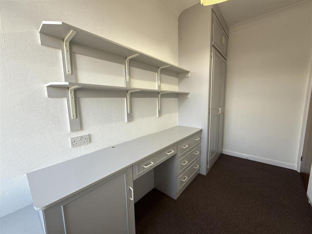 Dressing room 2.JPG
