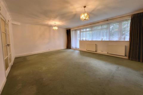 2 bedroom flat for sale, Orchid Grange, Southgate, N14