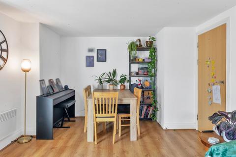2 bedroom flat for sale, Kneesworth Street, Royston SG8