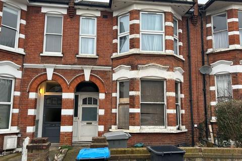 2 bedroom flat for sale, Ridley Road, London NW10