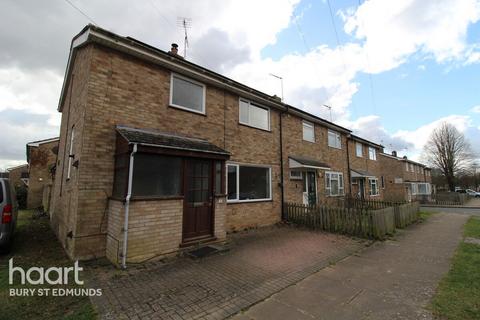 3 bedroom terraced house to rent, Ion Road, Bury st edmunds