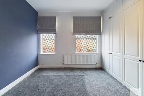 3 bedroom terraced house to rent, Horton Road :: Fallowfield