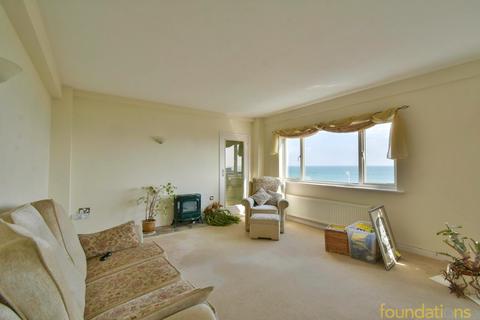 3 bedroom flat for sale, Lionel Road, Bexhill-on-Sea, TN40