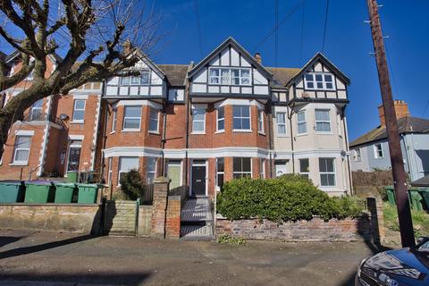 2 bedroom ground floor flat for sale, Connaught Road, Folkestone, CT20