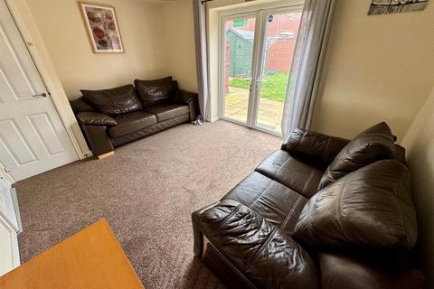 2 bedroom detached house to rent, Homestead, Coventry